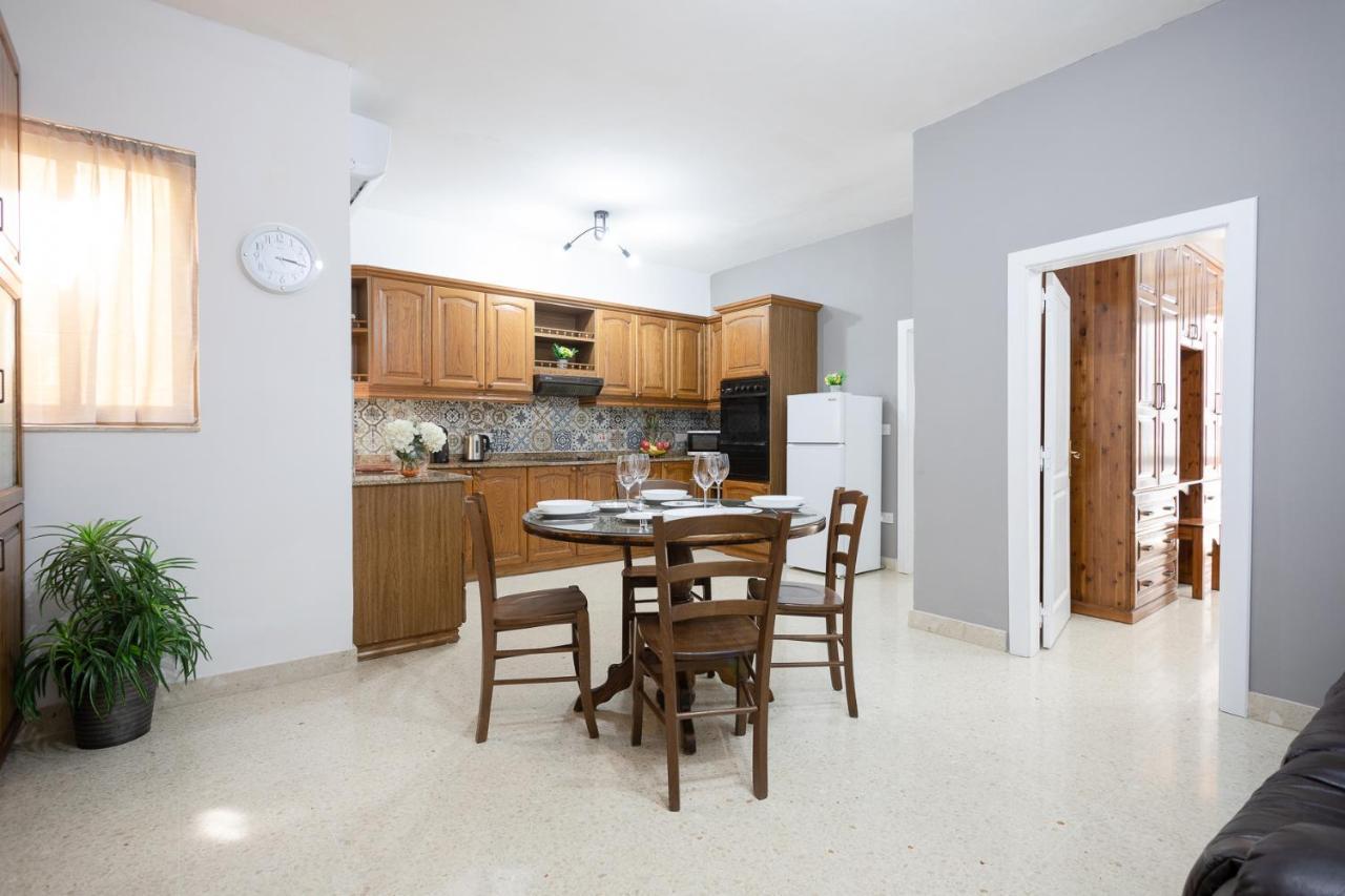 Marsalforn Apartment Dış mekan fotoğraf